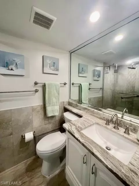 37 High Point Cir E #201, Naples, FL 34103 photo 20