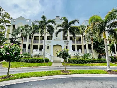 7622 Pebble Creek Cir #2-104, Naples, FL 34108