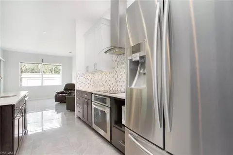 Kitchen - 853 Desoto Blvd S, Naples, FL 34117 photo 2 of 6