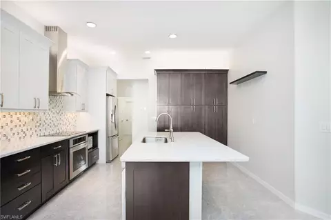 Kitchen - 853 Desoto Blvd S, Naples, FL 34117 photo 6 of 6