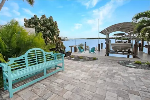 Exterior - 412 Luzon Ave, Naples, FL 34113 photo 10 of 11