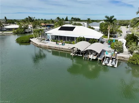 View/Area - 412 Luzon Ave, Naples, FL 34113 photo 3 of 6