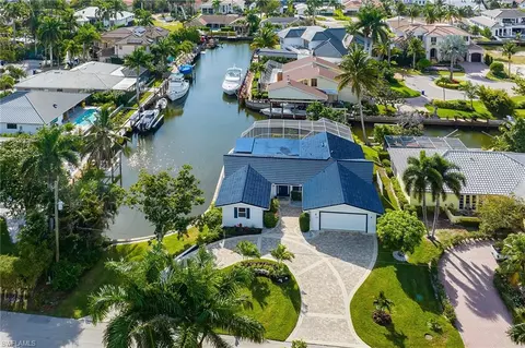 1380 Dolphin Rd, Naples, FL 34102 photo 2