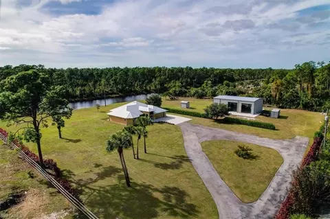 1551 27th St SW, Naples, FL 34117
