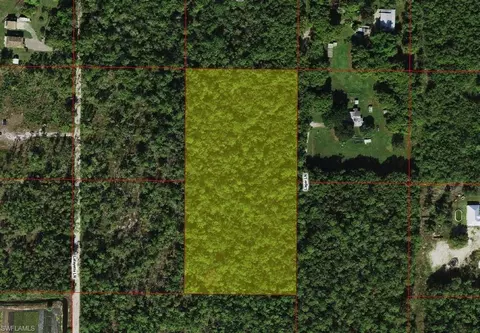 Lager Ln, Naples, FL 34114