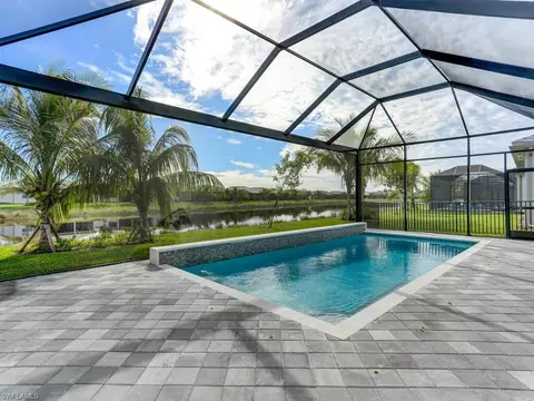 11481 Jacaranda Dr, Naples, FL 34120 photo 2