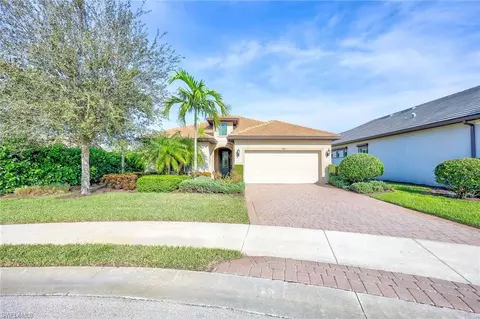 7346 Mockingbird Ct, Naples, FL 34114
