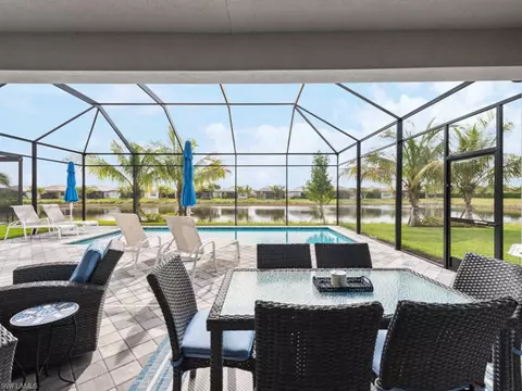 11330 Jacaranda Dr, Naples, FL 34120