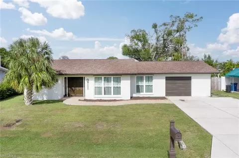 2237 Ivy Ave, Fort Myers, FL 33907