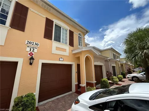 20230 Estero Gardens Cir #202, Estero, FL 33928