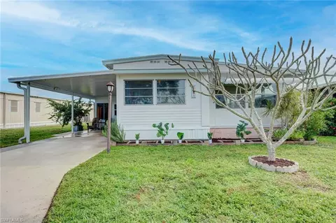 144 Cedar Ln #54, Naples, FL 34114