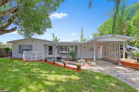 1637 Winkler Ave, Fort Myers, FL 33901