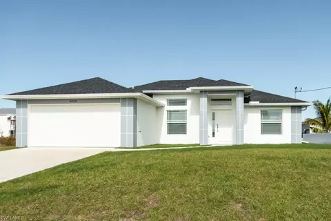 4020 33rd St SW, Lehigh Acres, FL 33976