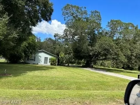 5379 Myrtle Ln, Naples, FL 34113 photo 3
