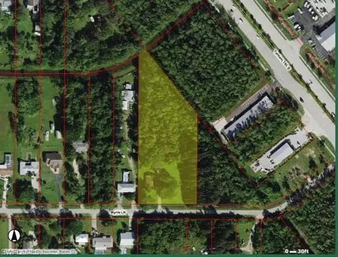 5379 Myrtle Ln, Naples, FL 34113