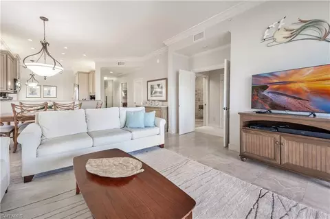 7670 Pebble Creek Cir #7-304, Naples, FL 34108