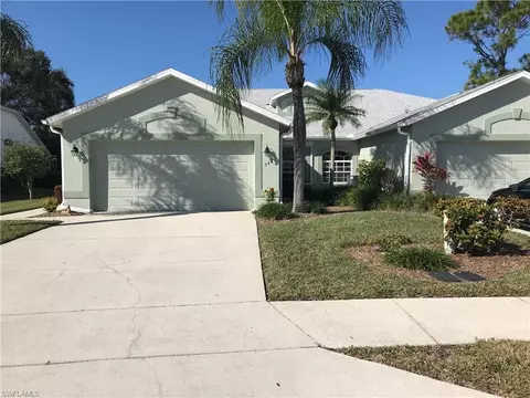5485 Whitten Dr #119, Naples, FL 34104