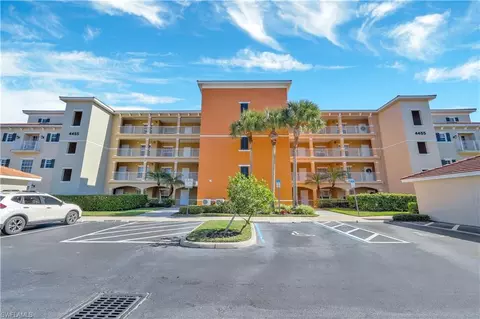 4455 Botanical Place Cir #402, Naples, FL 34112