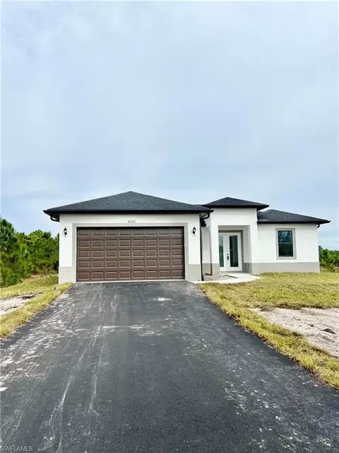 4233 68th Ave NE, Naples, FL 34120