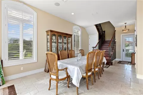 82 Dolphin Cir, Naples, FL 34113 photo 9