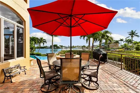 82 Dolphin Cir, Naples, FL 34113 photo 35