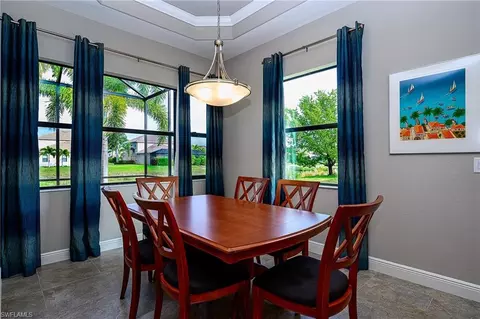 1575 Serrano Cir, Naples, FL 34105 photo 8