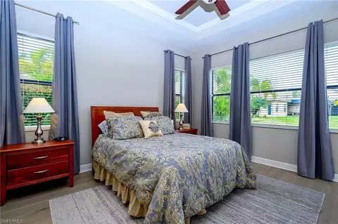1575 Serrano Cir, Naples, FL 34105 photo 18