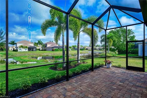 1575 Serrano Cir, Naples, FL 34105 photo 25