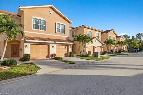 10164 Via Colomba Cir, Fort Myers, FL 33966