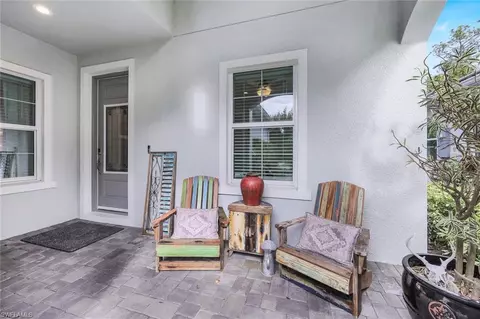 2207 Marquesa Cir, Naples, FL 34112