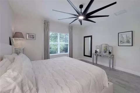 2207 Marquesa Cir, Naples, FL 34112 photo 12