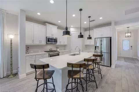 2207 Marquesa Cir, Naples, FL 34112 photo 8