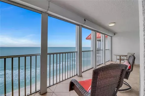 10691 Gulf Shore Dr #1400, Naples, FL 34109