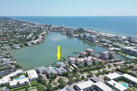 322 Harbour Dr #203A, Naples, FL 34103