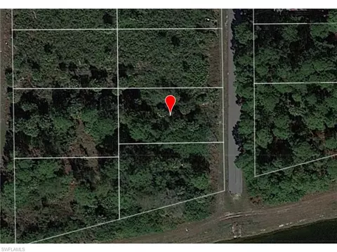 2811 Cerito Ave N, Lehigh Acres, FL 33971