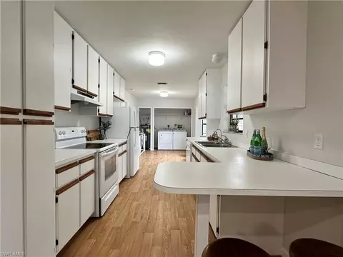 Kitchen - 1961 Krape Rd, Naples, FL 34120 photo 3 of 6