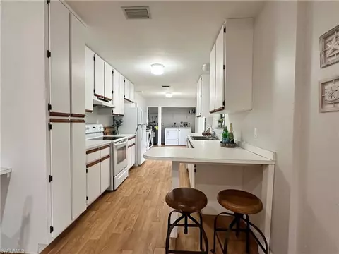 Kitchen - 1961 Krape Rd, Naples, FL 34120 photo 2 of 6