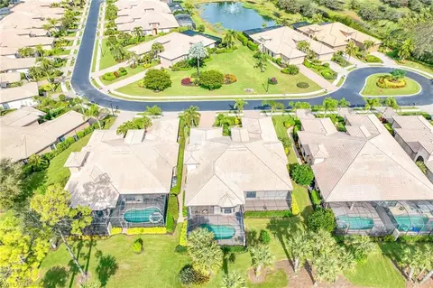 7571 Moorgate Point Way, Naples, FL 34113 photo 35