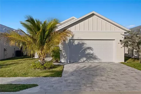 155 Cambria Ln, Naples, FL 34112