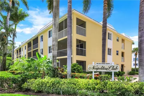 900 8th Ave S #106, Naples, FL 34102