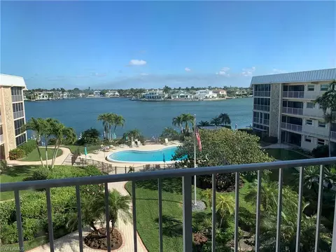3450 Gulf Shore Blvd N #408, Naples, FL 34103