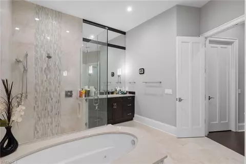 2275 Trout Ct, Naples, FL 34102 photo 32