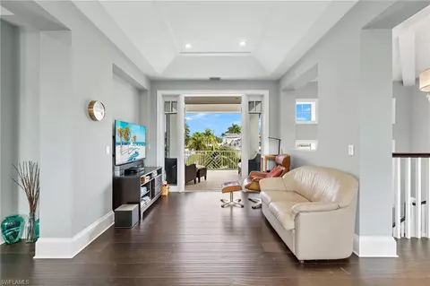 2275 Trout Ct, Naples, FL 34102 photo 21