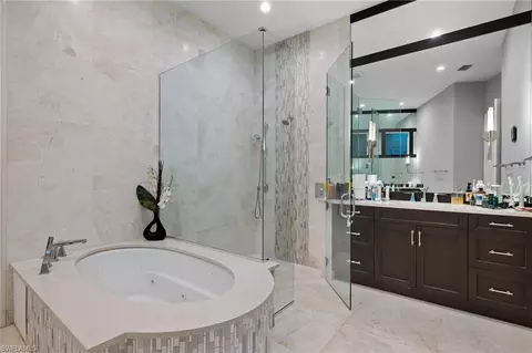 2275 Trout Ct, Naples, FL 34102 photo 31