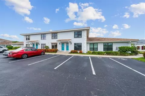 18 Marco Villas Dr #P-5, Marco Island, FL 34145