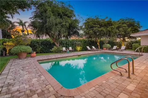 4083 Belair Ln, Naples, FL 34103
