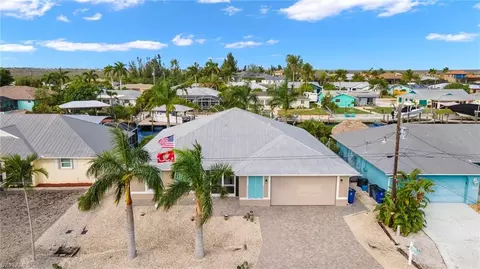 12207 Moon Shell Dr, Matlacha Isles, FL 33991 photo 2