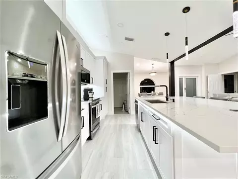 3690 White Blvd, Naples, FL 34117