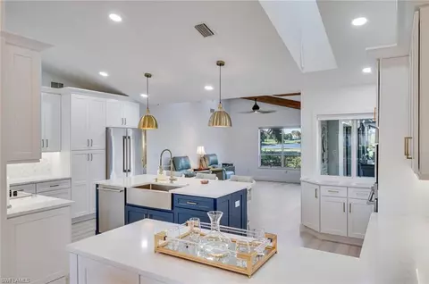 2219 Noble Ct, Naples, FL 34110