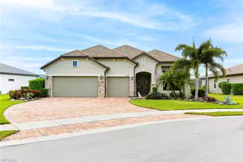 14361 Cove Ct, Estero, FL 33928 photo 2
